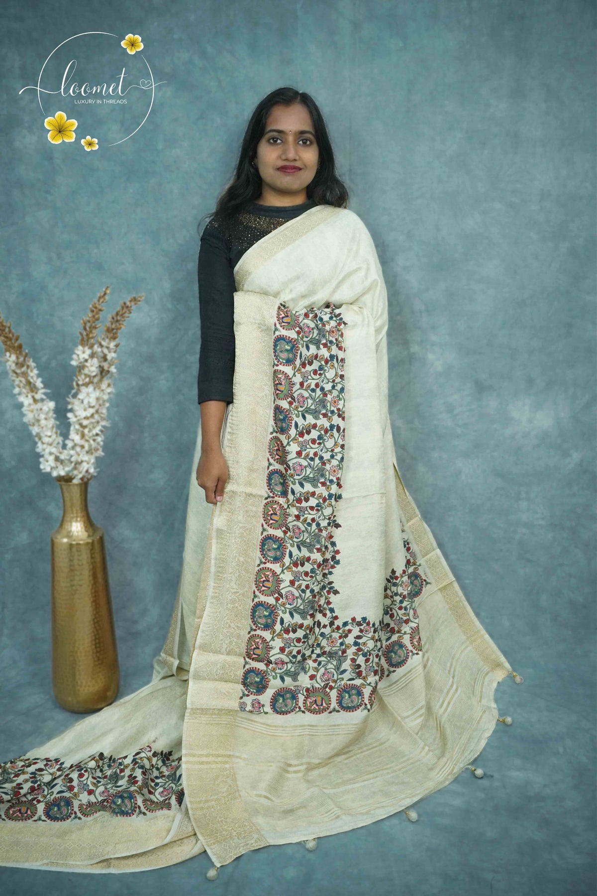 AJF1621 Off-White Viscose saree with Hand-Painted Kalamkari motifs.