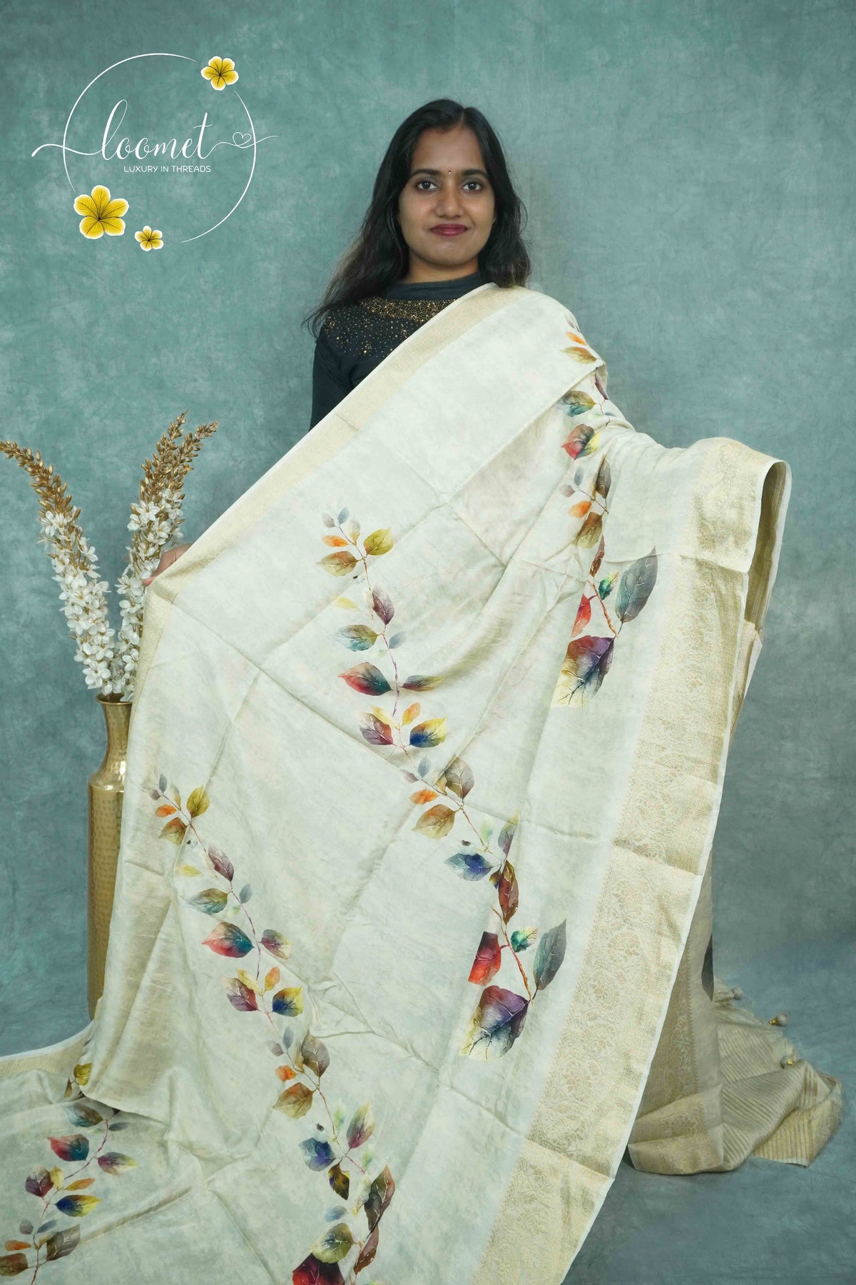 AJF1721 Off-White Viscose saree with Digital Leafy vines pattern.