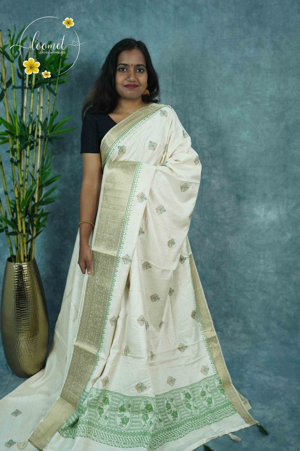 APL4502 Off-White Tussar Silk saree with mehendi green tree-of-life butis.