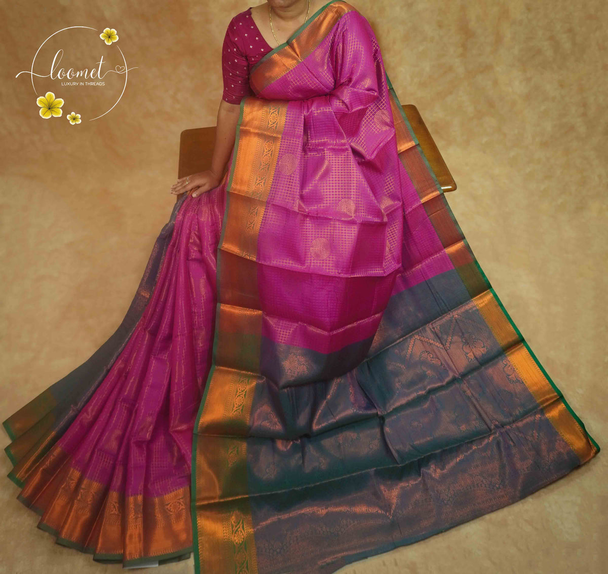 ISS4344 Rani Pink & Dark Green Semi Soft silk saree featuring a Grid-Check Pattern.
