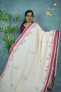 MKF3230 Off-White Kerala Kasavu Cotton saree with maroon warli tribal prints.