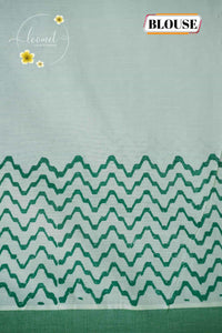 MKF3231 Off-White Kerala Kasavu Cotton saree with zig-zag pattern
