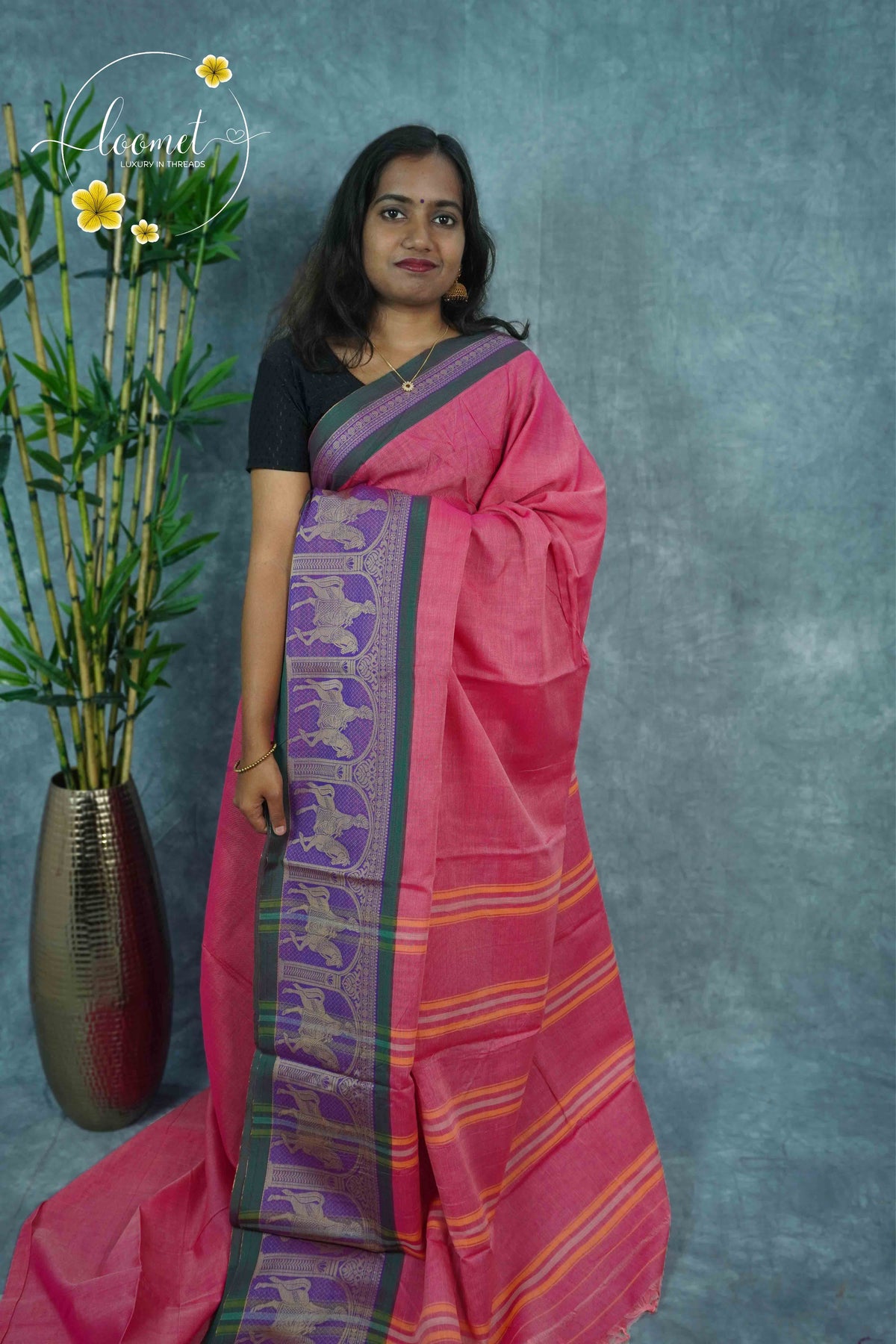 NKS1050 Rose-pink Handloom Cotton saree with plain body pattern.
