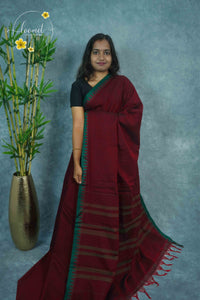 NLS1111 Deep Maroon Handloom Cotton saree with plain body pattern.