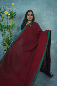 NLS1111 Deep Maroon Handloom Cotton saree with plain body pattern.