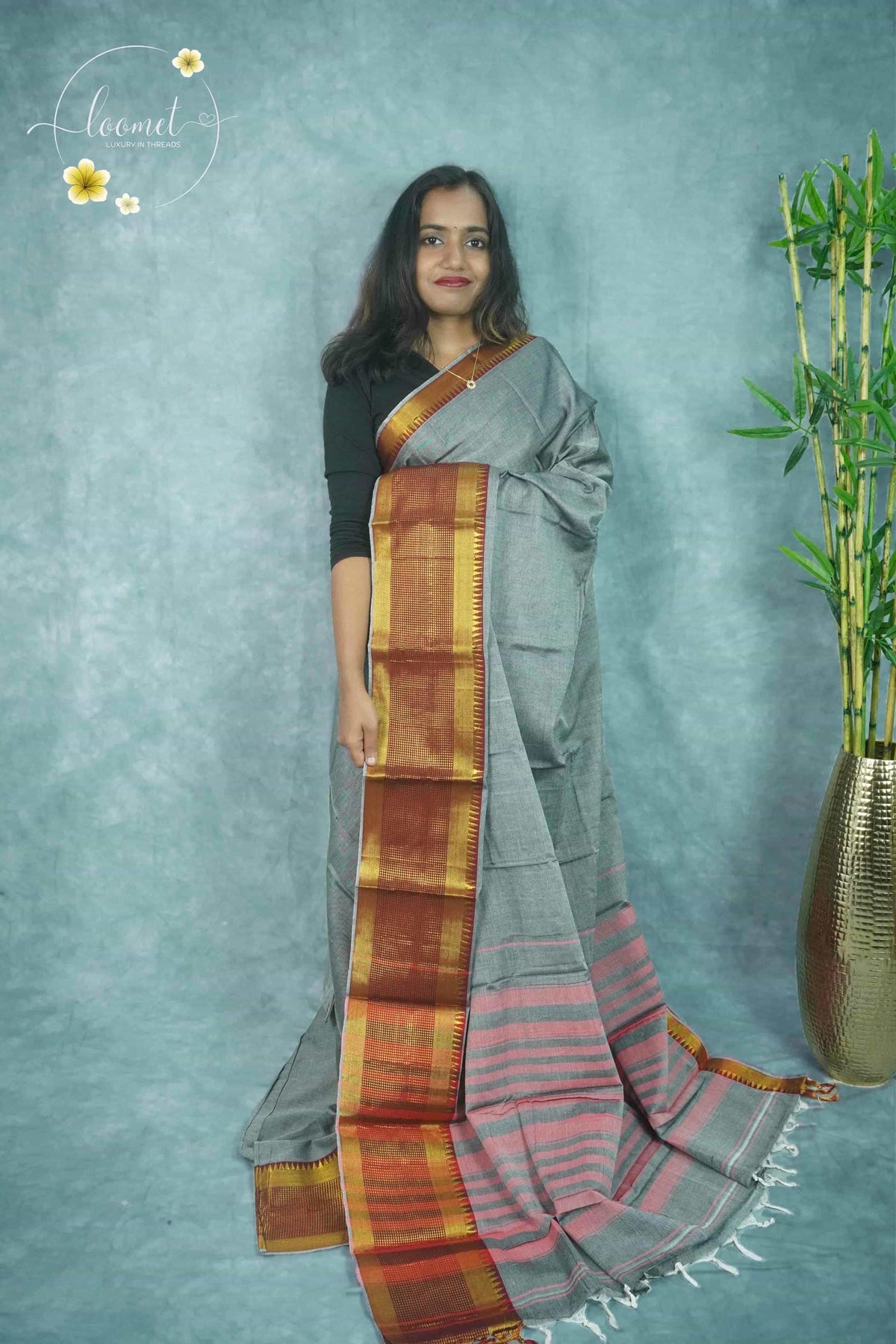 NLS1117 Stone Grey Handloom Cotton saree with plain body pattern.