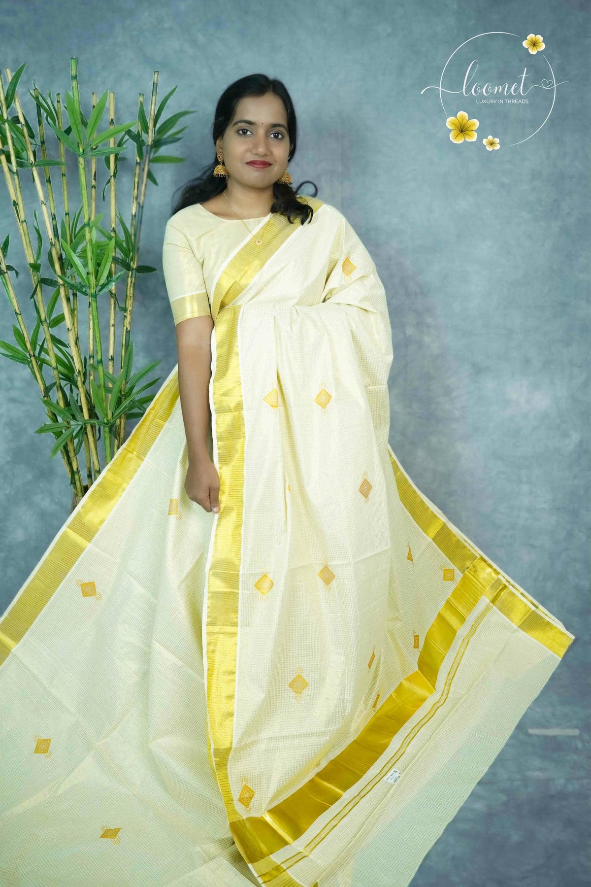 RDT2611 Off-White Kerala Kasavu Kuthampully Cotton saree with Diamond-Shaped Buttas