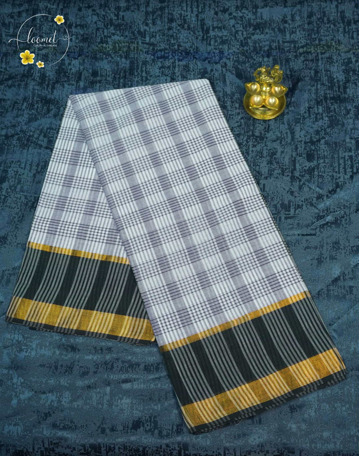SPT3244 Grey and white Cotton saree with checked pattern.